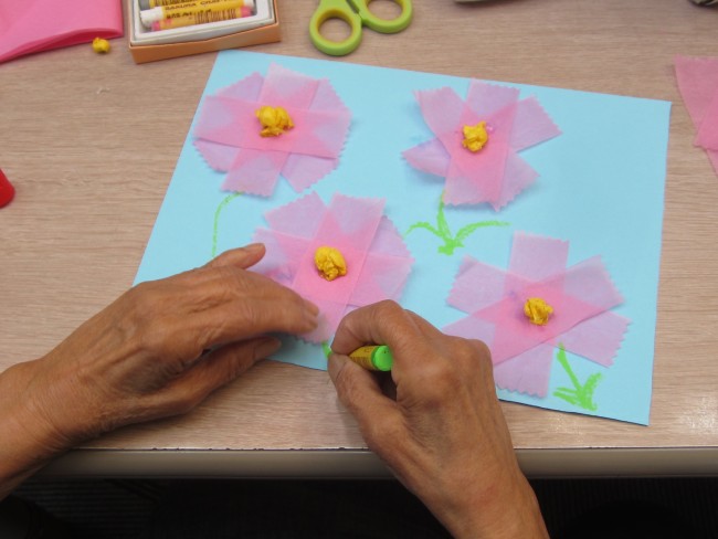 桃色の花弁は秋の桜と言うにふさわしいですね